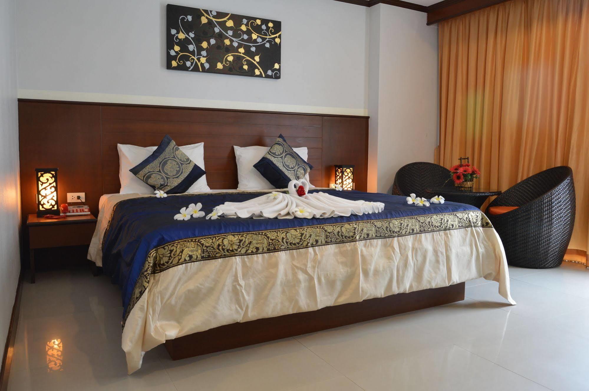 Sharaya Residence Patong Exterior foto